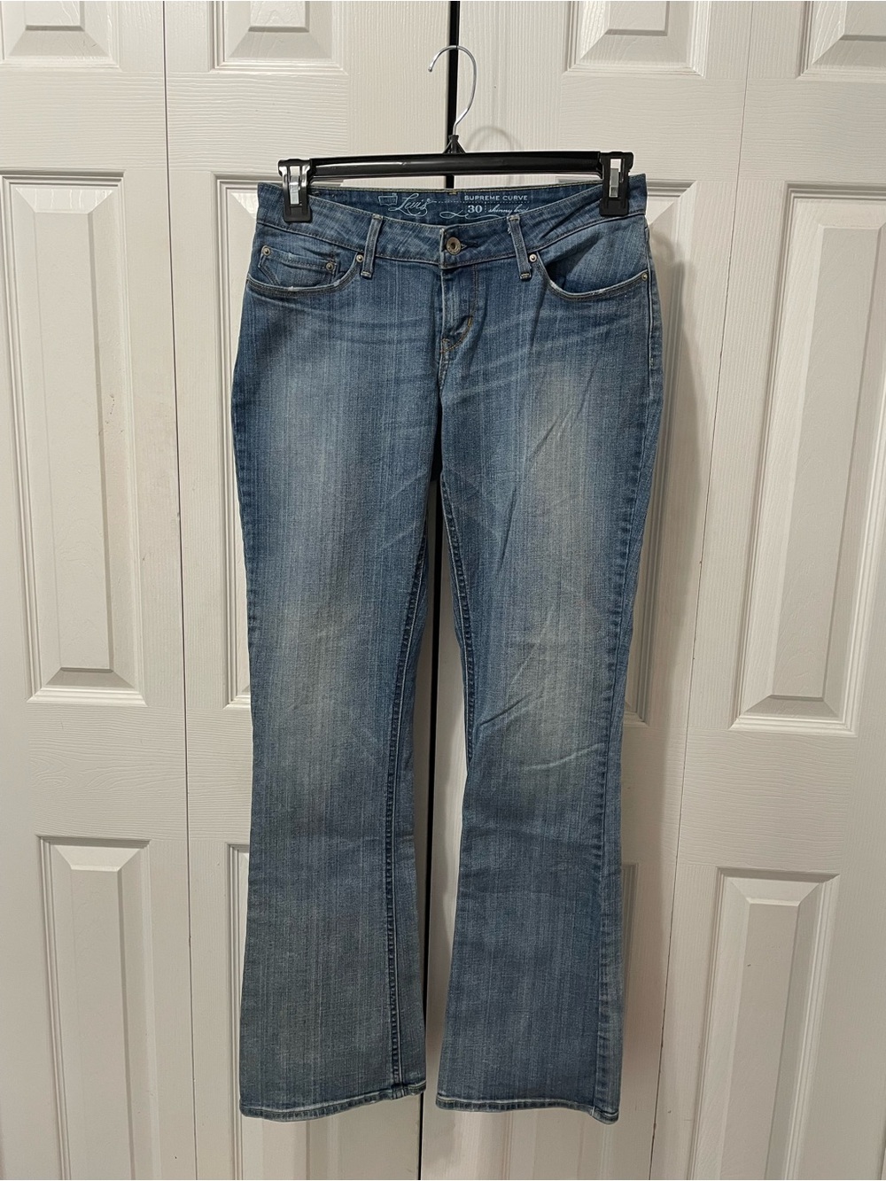 Levi's Skinny Boot cut Supreme Curve